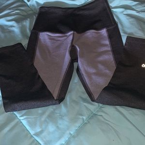 SPLIT 59 leggings in great shape with great compression and stetch!!!